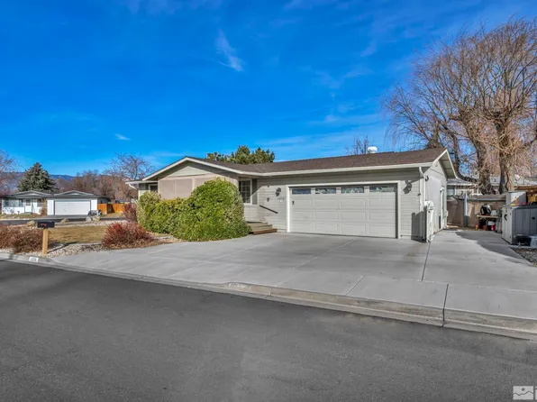 1370 Toiyabe Ave, Gardnerville, NV 89410