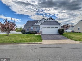 130 Norfolk Ln, Martinsburg, WV 25405