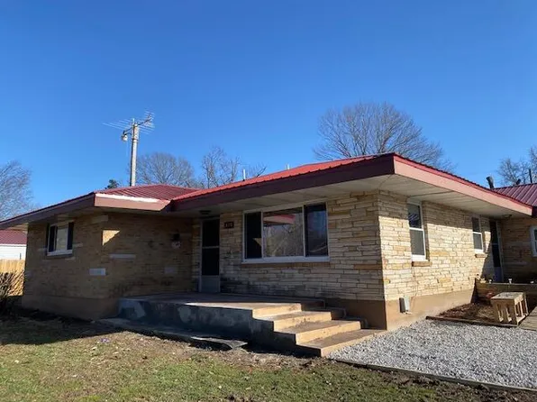 826 Dorris Street, Mountain Grove, MO 65711