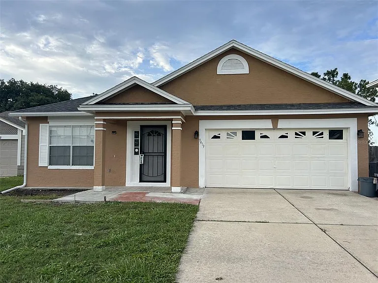 9419 Chandon Dr — Photo 2