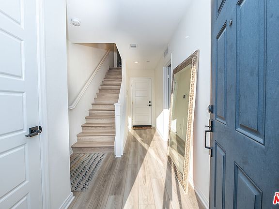 4th image of 776 Daniel Freeman Cir