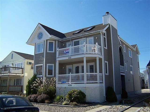1st image of 4210 Asbury Ave