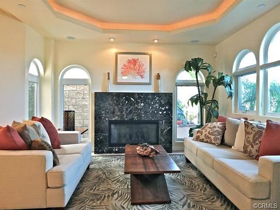 Custom lighting in ceiling