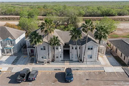 1800 Oasis Dr Photo 1