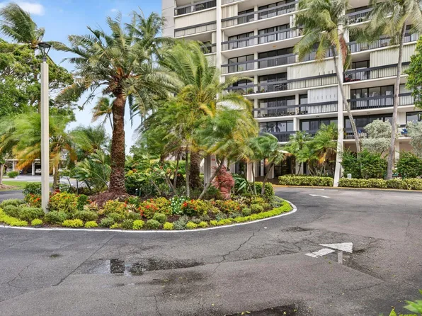 2400 Presidential Way #505, West Palm Beach, FL 33401