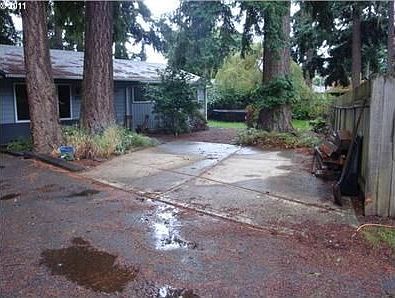 2nd image of 3205 NE 127th Ave