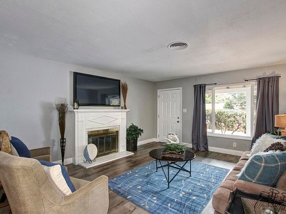 2nd image of 9132 Fair Oaks Blvd