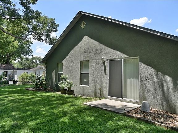 5th image of 124 Siobhan Ave