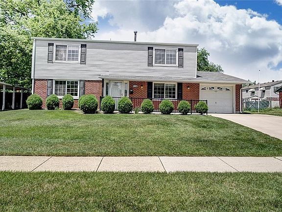 2nd image of 7817 Blackshear Dr