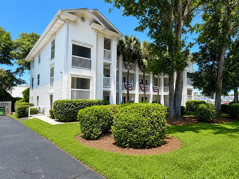 9550 Dunes Gables Dr #A — Photo 1