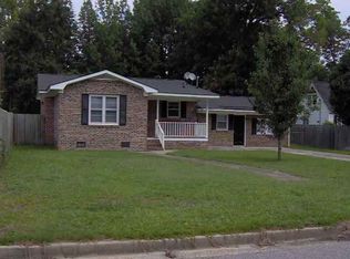 107 E Lloyd St, Mullins, SC 29574