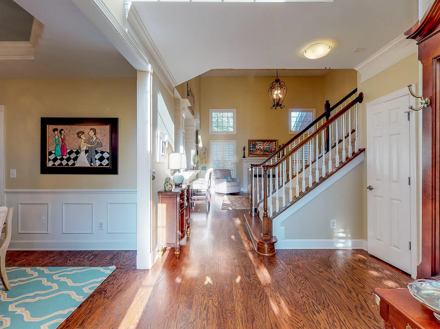 4 bed, 3.5 bath, 3405 sqft, $4,895 — Photo 2