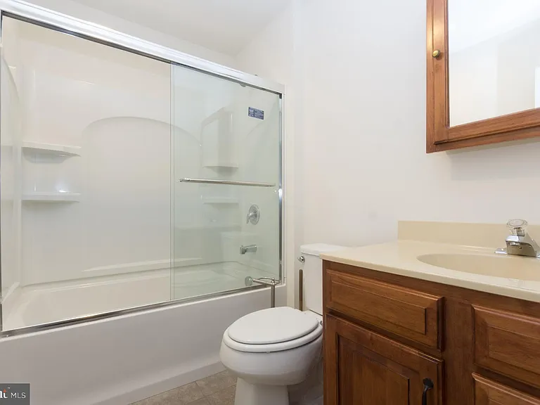 431 Main St #2 — Photo 14