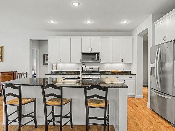 3rd image of 107 Staniford Farms Road
