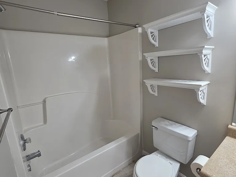 602 N Fairfield Dr — Photo 19