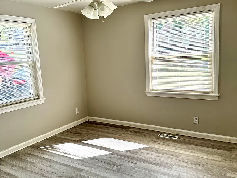 1156 Ridgeway Dr — Photo 11