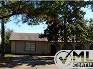 2504 Dunbar St, Irving, TX 75062