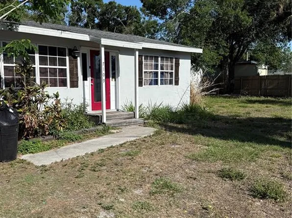 7109 28th St E, Sarasota, FL 34243