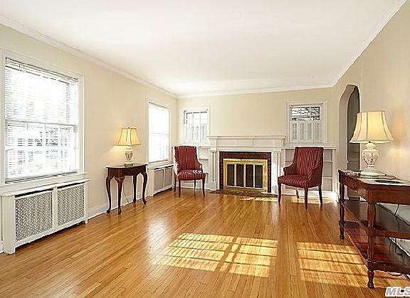 2nd image of 52 Sydney Ave