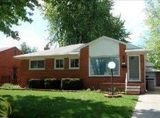 32531 Grandview Ave, Westland, MI 48186
