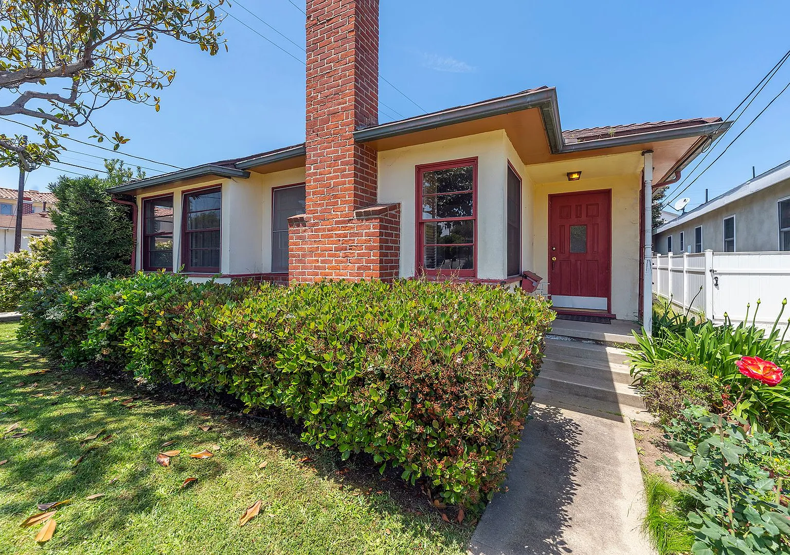 Cozy El Segundo Home Rental! — Photo 2