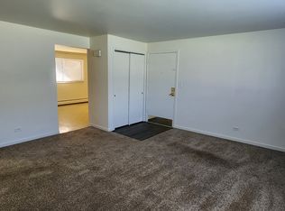 1920 Mark Ave #1, Elgin, IL 60123