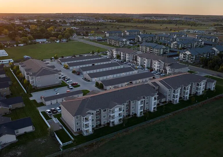 Regency Apartment Homes — Photo 39
