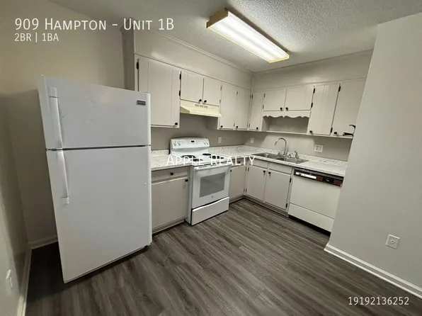 909 Hampton St Unit 1B, Eden, NC 27288