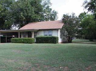 405 W McNeese St, Marlow, OK 73055