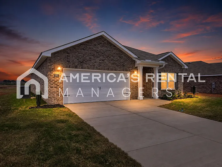 181 Keller Dr — Photo 5
