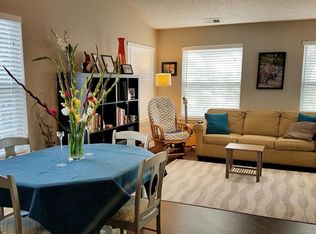 1712 Ontario Ave APT 208, Naperville, IL 60563