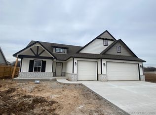 15913 E 75th St N, Owasso, OK 74055