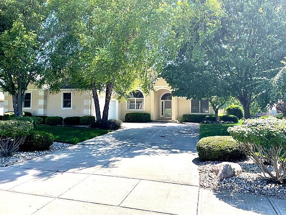 2nd image of 1117 Forest Glen Dr