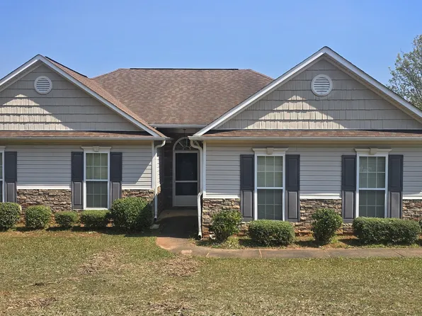 100 Deer Creek Dr, Lagrange, GA 30240