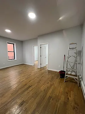 Rented by Budget Real Estate NYC Inc | media 21