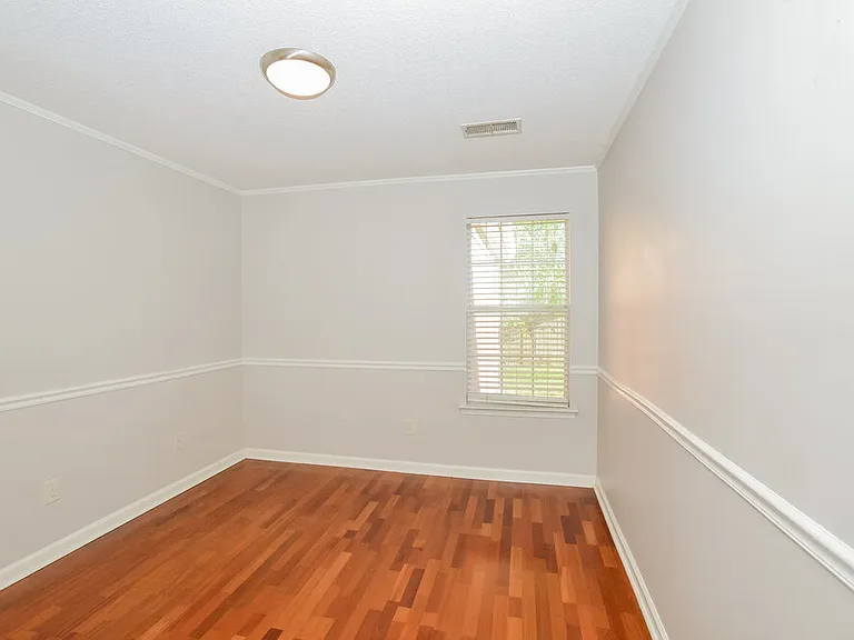 1058 Green Fern Cv — Photo 12