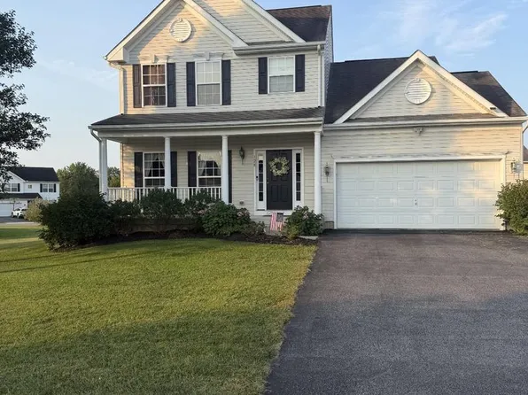 128 Farm House Ln, York, PA 17408