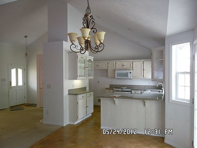 2nd image of 7804 N Austin Rd