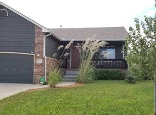 1615 S Lynnrae St, Wichita, KS 67207