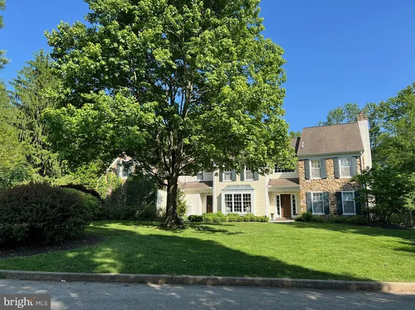 404 Chester Rd, Devon, PA 19333