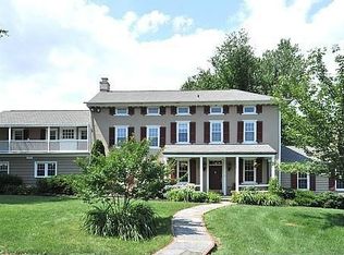 8 Sunrise Dr, Doylestown, PA 18901