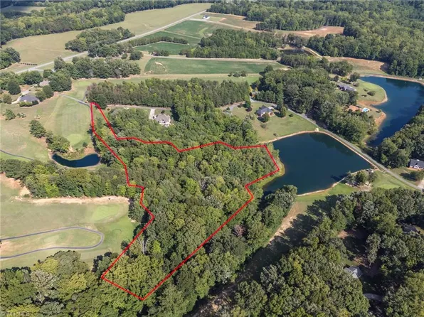 0 Twin Lakes Dr, Reidsville, NC 27320