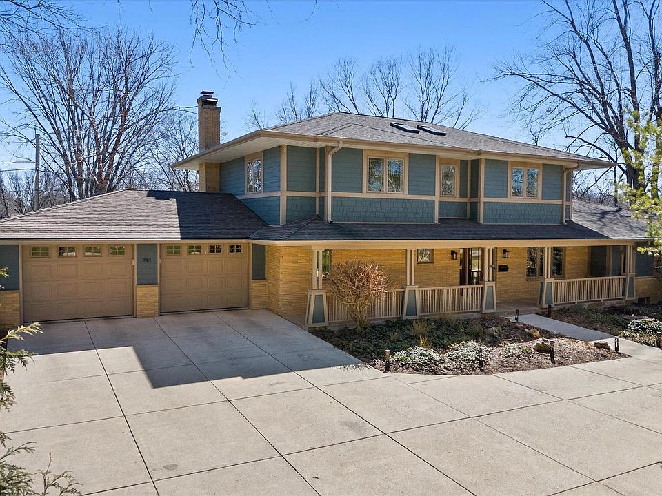 1st image of 713 Riverview DRIVE