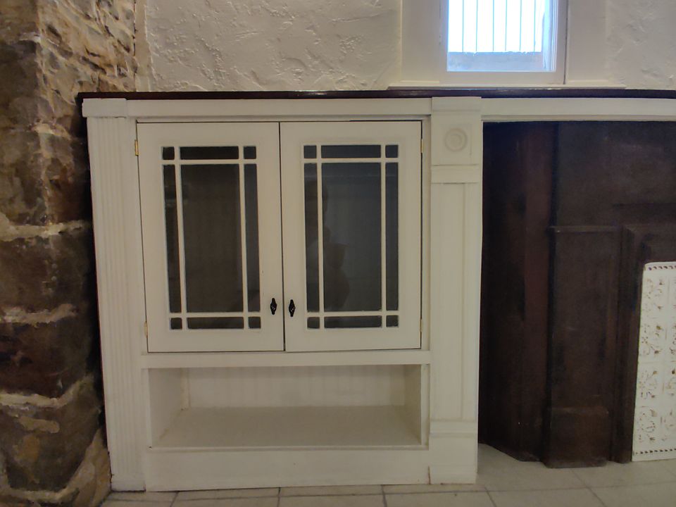 living room built in bookcase