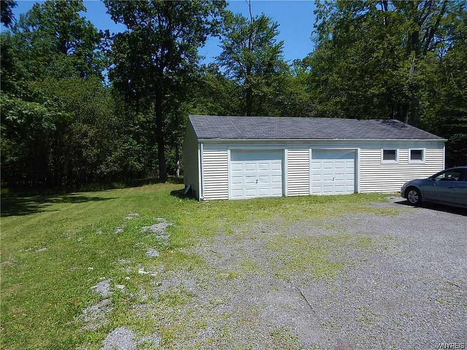 2nd image of 4886 Milestrip Rd
