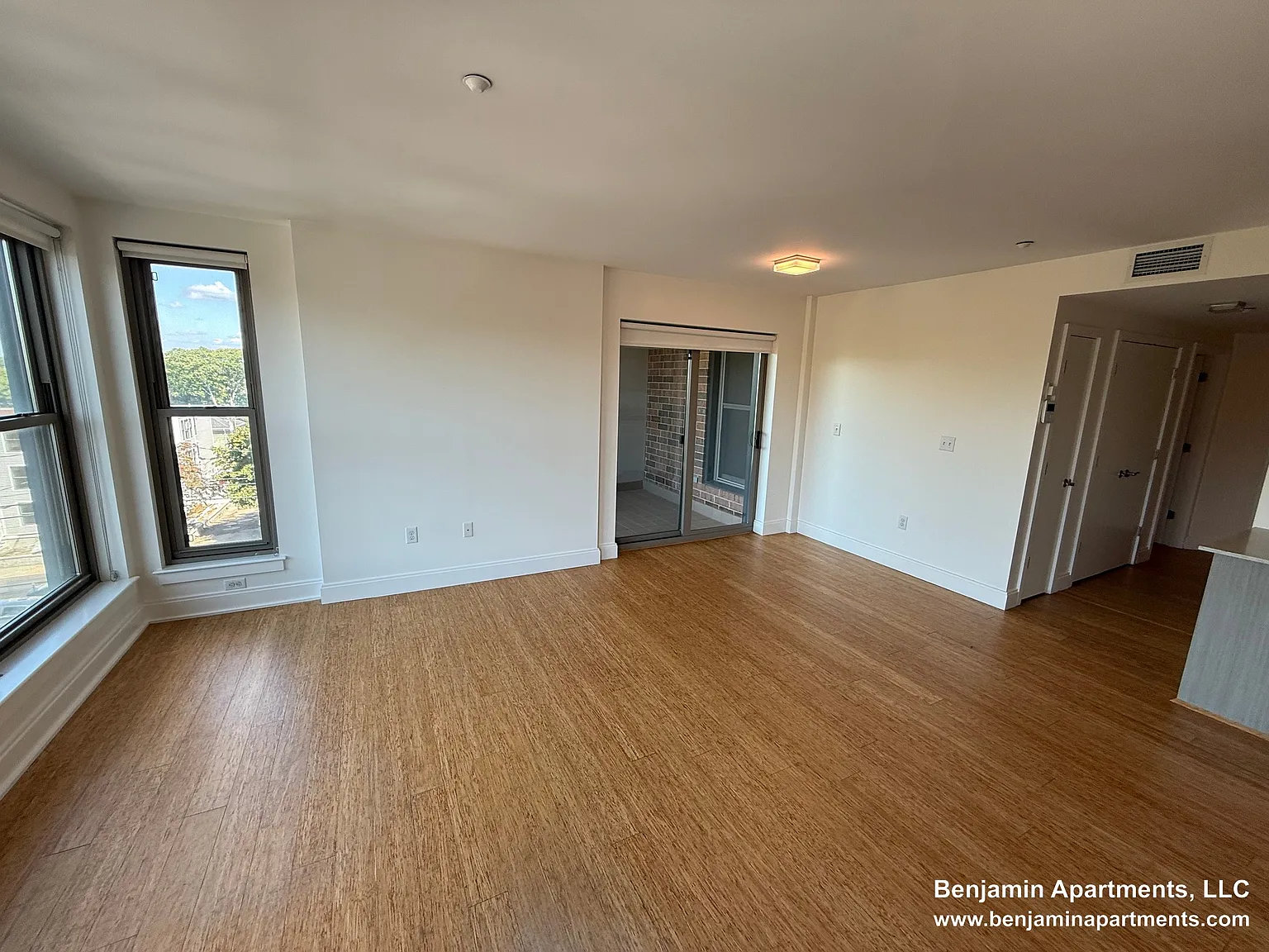 2 bed, $4,500 — Photo 4