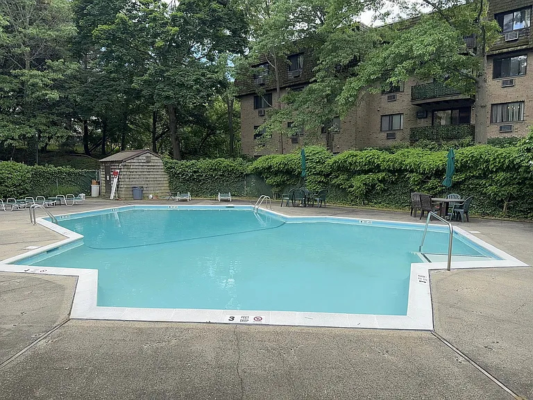 500 Central Park Ave #117 — Photo 11