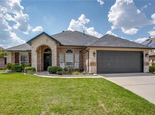 102 Greenvale Dr, Mansfield, TX 76063