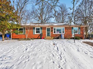 1109 Greentree Ct, Lexington, KY 40517