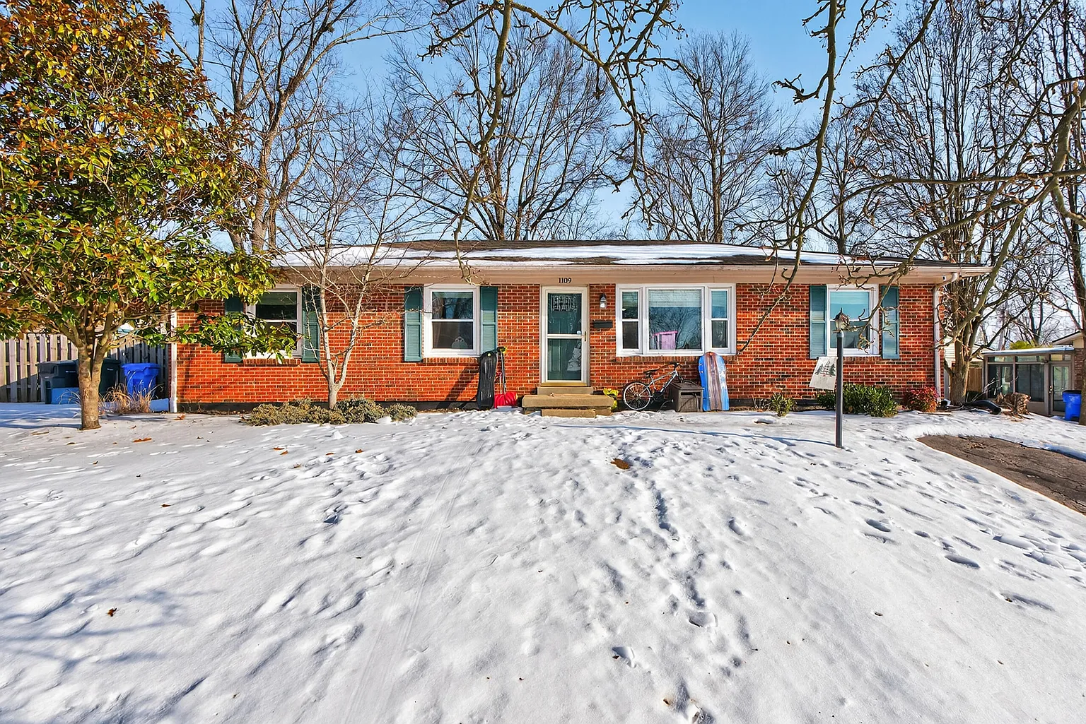 1109 Greentree Ct photo 1